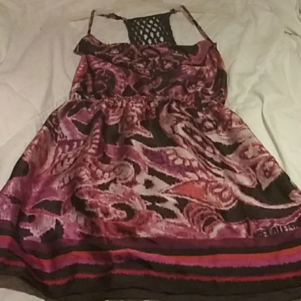 Dress - Picture 2 of 4